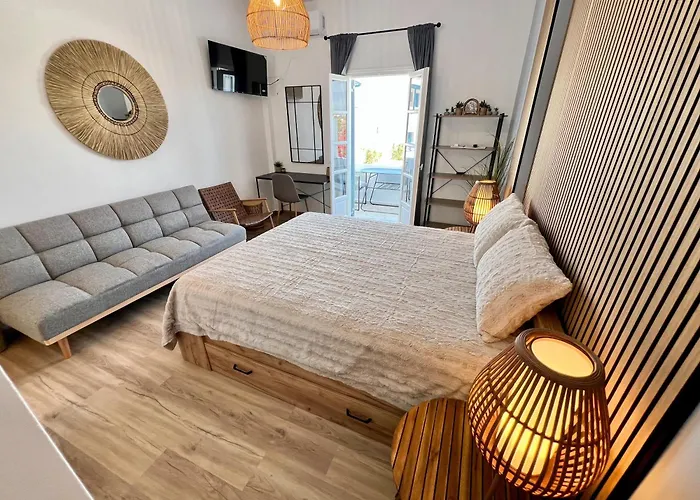 Aeolian Blu 7 * Πάρος