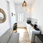 Апартаменты Aeolian Blu 7 *