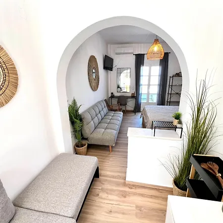 Aeolian Blu 7 Parikia (Paros)