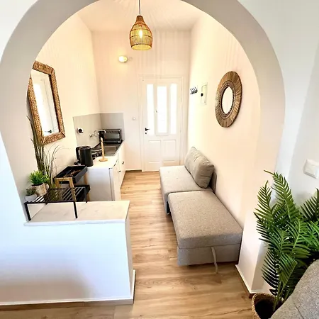 Aeolian Blu 7 Parikia (Paros)