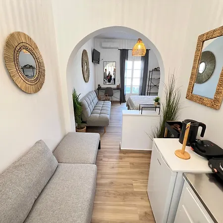 Aeolian Blu 7 Parikia (Paros)