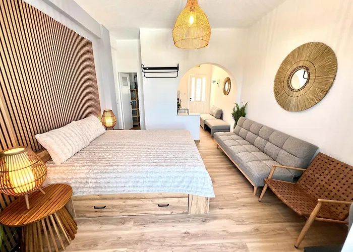 Aeolian Blu 7 * Párosz